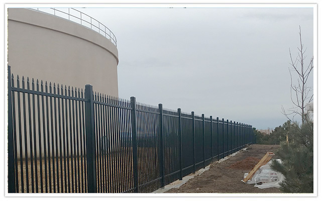 Commercial security fence in Denver